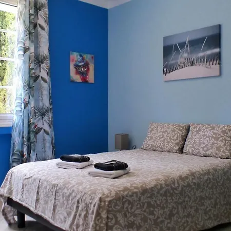 Bright House With Garden And Private Pool *
